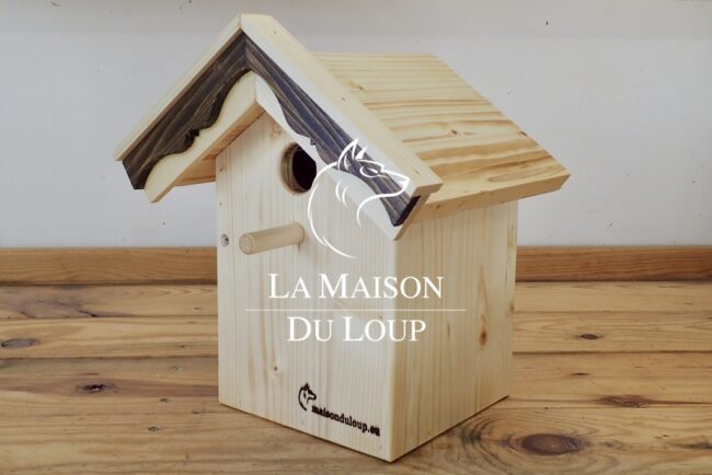Nest box Adèle for small birds, solid wood, rustique